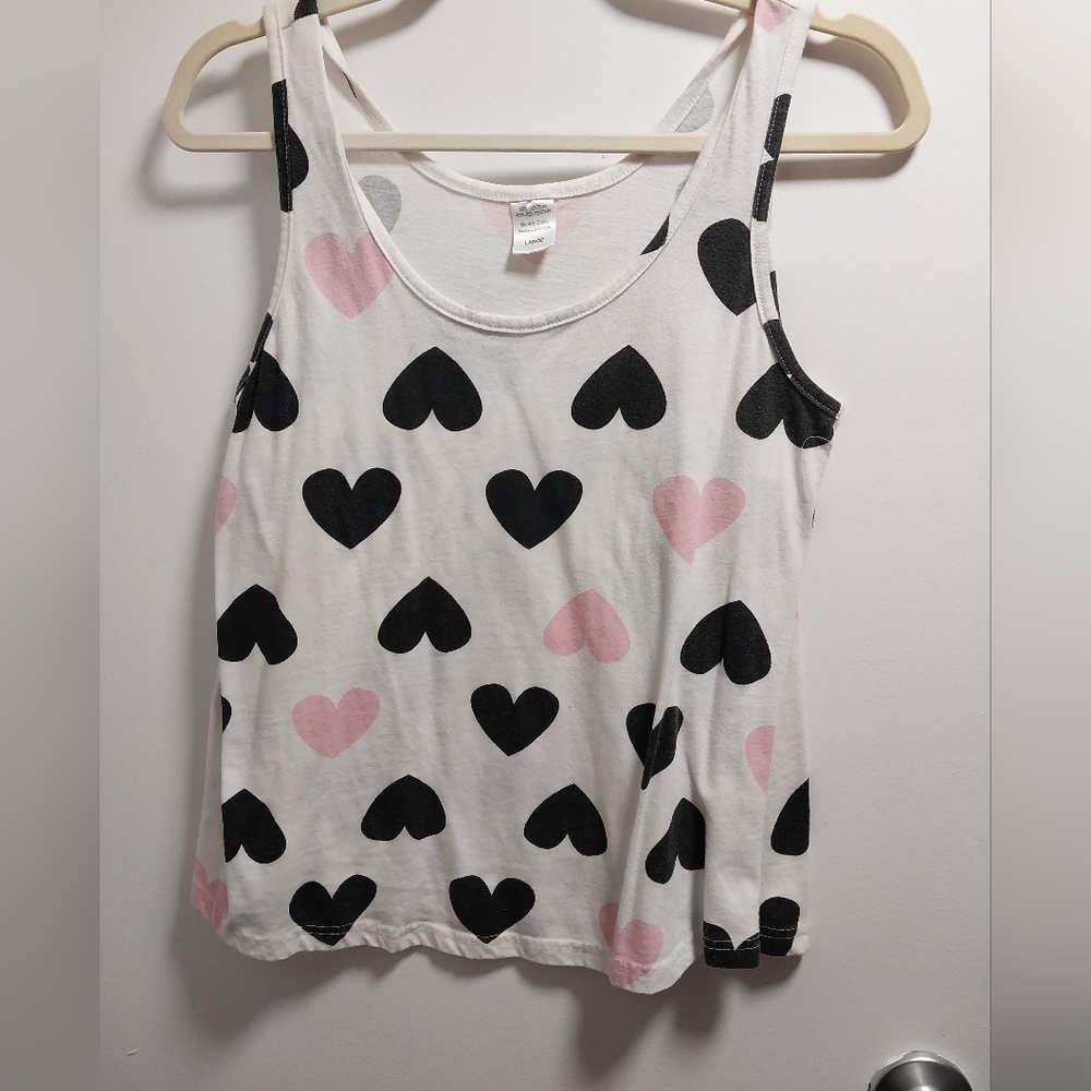 Heart Pattern Tank Top